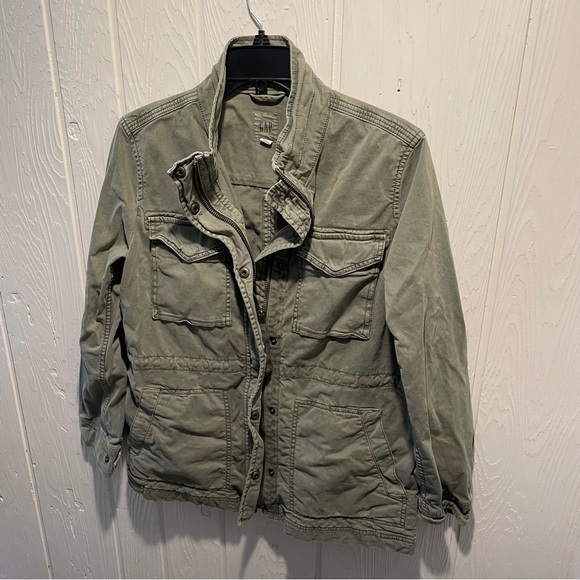 GAP Women’s Military Style Field Olive Green Jacket - Picture 5 of 6